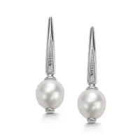 Серебряные серьги с жемчугом и бриллиантом Серебряные серьги с жемчугом и бриллиантом