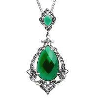 Серебряный кулон на цепи с зелеными агатами и марказитами Swarovski Серебряный кулон на цепи с зелеными агатами и марказитами Swarovski