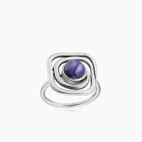 Cеребряное кольцо с чароитом Cеребряное кольцо с чароитом