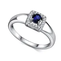 Серебряное кольцо с сапфиром и фианитами