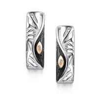 Серьги из серебра с бриллиантом Серьги из серебра с бриллиантом