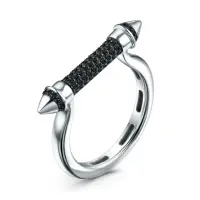 Кольцо из серебра с фианитами