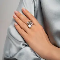 Серебряное кольцо с ларимаром и топазом Серебряное кольцо с ларимаром и топазом