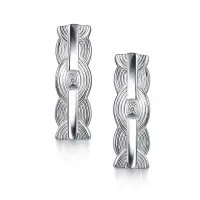 Серьги из серебра с бриллиантом Серьги из серебра с бриллиантом