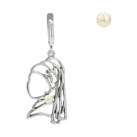 Серьги из серебра с жемчугом ассиметричные «Девушка с жемчужной сережкой» Серьги из серебра с жемчугом ассиметричные «Девушка с жемчужной сережкой»