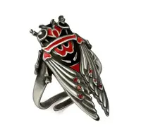 Кольцо из серебра с эмалью и фианитами «Цикада» Кольцо из серебра с эмалью и фианитами «Цикада»