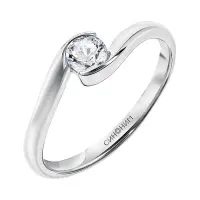 Серебряное кольцо с бриллиантом