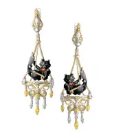 Серьги из серебра с жемчугом, эмалью и фианитами «Кот-Бегемот» Серьги из серебра с жемчугом, эмалью и фианитами «Кот-Бегемот»