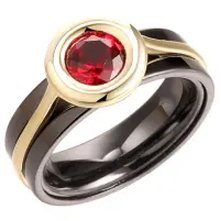 Кольцо из серебра с корундом и керамикой Кольцо из серебра с корундом и керамикой