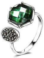 Кольцо из серебра с перламутром и горным хрусталем Кольцо из серебра с перламутром и горным хрусталем