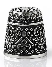 Серебряный наперсток «Сердечки»