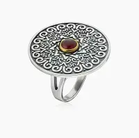 Кольцо из серебра с камнем гранат Кольцо из серебра с камнем гранат