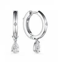 Серьги из серебра с бриллиантами и горным хрусталем