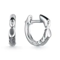 Серьги из серебра с бриллиантом Серьги из серебра с бриллиантом