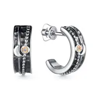 Серьги из серебра с бриллиантом «Луна» Серьги из серебра с бриллиантом «Луна»