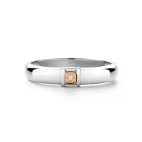 Серебряное кольцо с бриллиантом