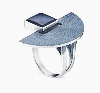 Серебряное кольцо с ониксом «Веер»