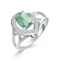 Кольцо из серебра с празиолитом и фионитами Кольцо из серебра с празиолитом и фионитами