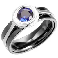 Кольцо из серебра с керамикой и корундом