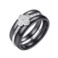 Кольцо из серебра с фианитами и керамикой