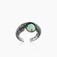 Кольцо из серебра с камнем опал Кольцо из серебра с камнем опал