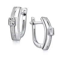 Серьги из серебра с бриллиантом Серьги из серебра с бриллиантом