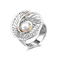 Серебряное кольцо с жемчугом и золотом