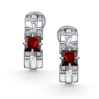 Серьги из серебра с гранатом и фианитами Серьги из серебра с гранатом и фианитами