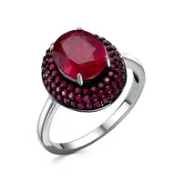 Кольцо из серебра с корундом Кольцо из серебра с корундом