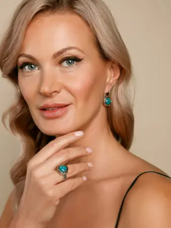 Серебряное кольцо с бирюзой