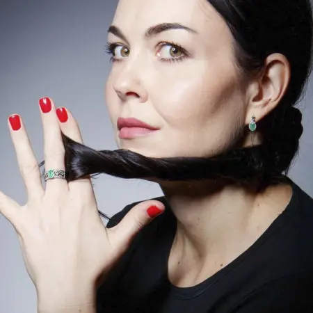 Кольцо из серебра с изумрудом и бриллиантами