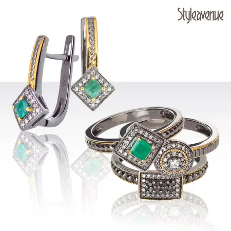 Серебряные серьги с изумрудами и бриллиантами