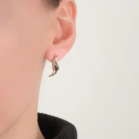 Серьги из серебра ассиметричные