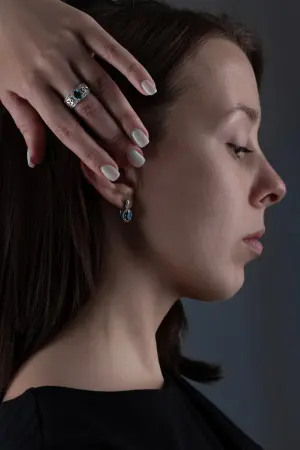 Серебряное кольцо с топазом