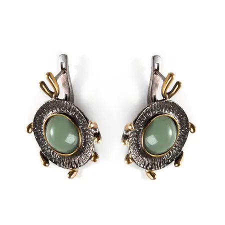 Серебряные серьги с нефритом