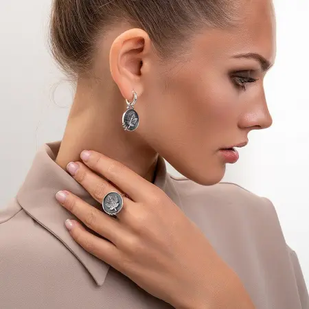 Кольцо из серебра