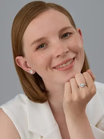 Кольцо из серебра с фианитами «Сердце»