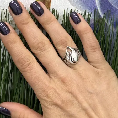 Серебряное кольцо «Лебедь»