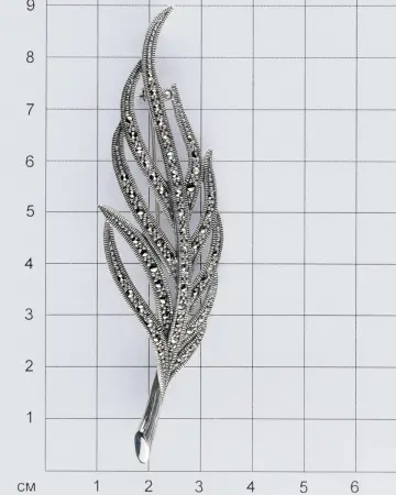 Серебряная брошь