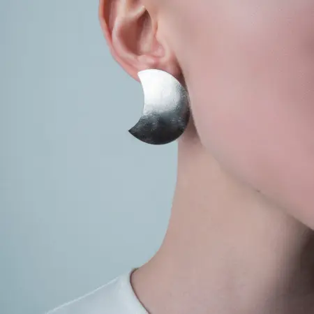 Ассиметричные серьги из серебра