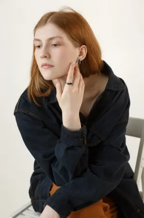 Серьги из серебра с натуральным сапфиром