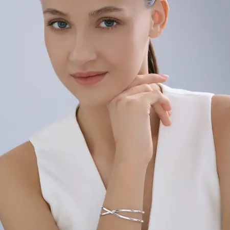 Браслет из серебра жёсткий