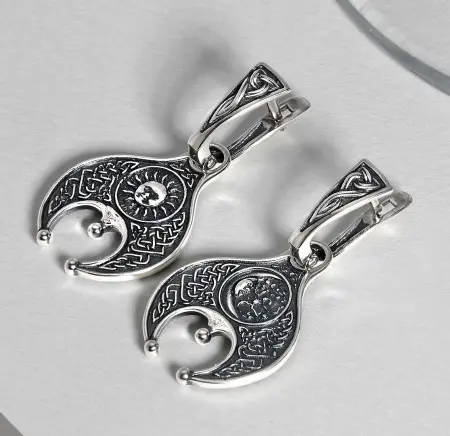 Серьги из серебра «Лунница» в славянском стиле