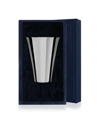 Серебряная стопка гладкая