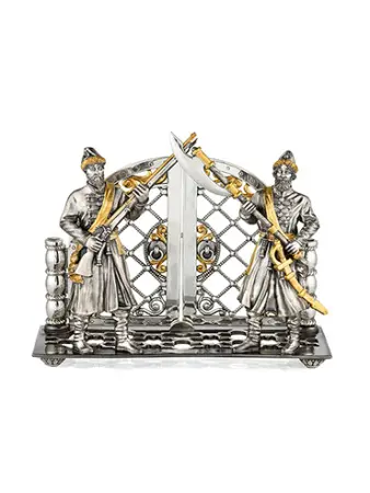 Серебряная салфетница «Стражи»