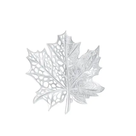 Брошь из серебра «Лист клена»