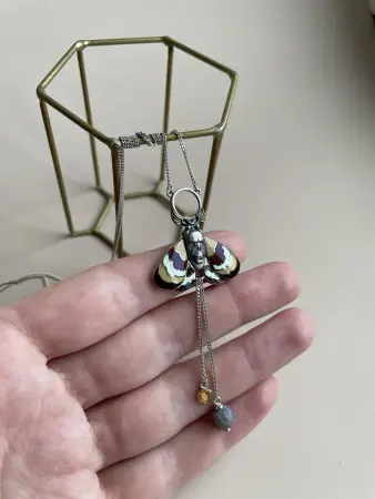 Колье из серебра «Бражник»