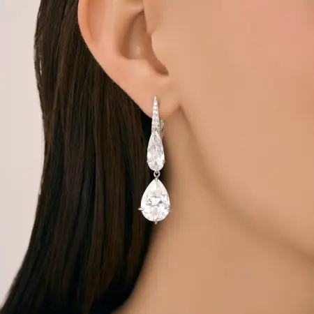 Серьги из серебра с фианитами