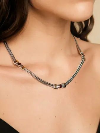 Серебряное колье с гранатом и золотом