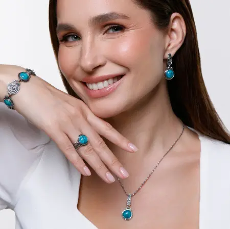 Серебряные серьги с бирюзой